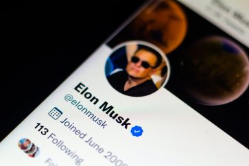 184526226 m Musk sells Tesla shares again: ‘last thing Tesla investors wanted’